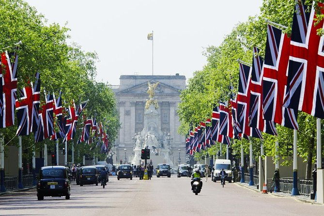 full-royal-tour-royal-london-buckingham-palace-tour-2
