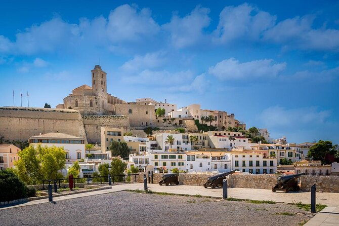 full-running-tour-of-ibiza-town-2