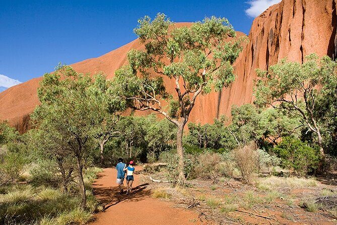 Full Uluru Base Walk at Sunrise Including breakfast - FAQ  