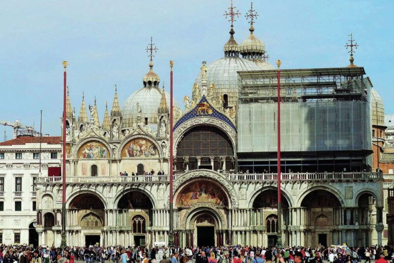 full-venice-walking-tour-doges-palace-and-st-marks