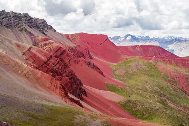 fullday-excursion-to-rainbow-mountain-and-red-valley-cusco