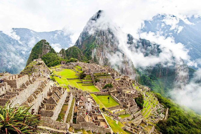 fullday-machu-picchu-tour-with-expedition-train