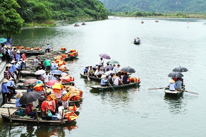 Fullday Ninh Binh Tour Hoa Lu, Trang An, Mua Cave - Lunch: A Taste of Vietnam
