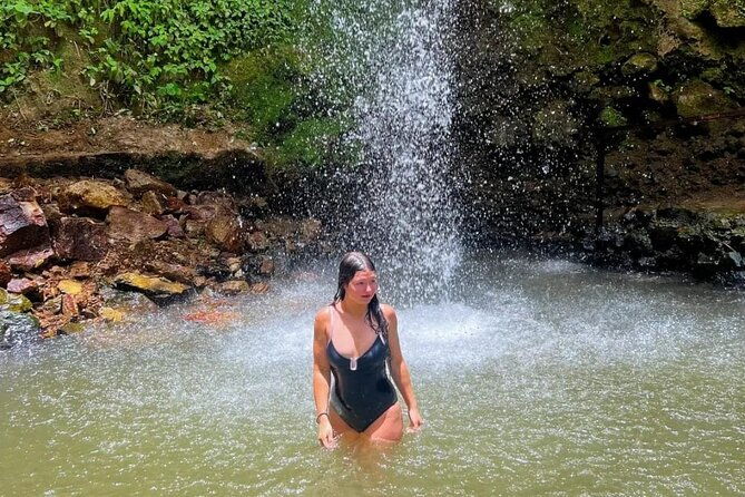 fully-flexible-private-soufriere-land-tour