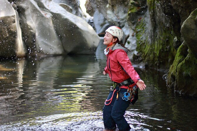 fun-canyoning-activity-at-the-bottom-of-mt-fuji-2
