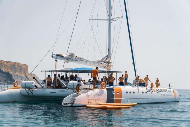 FUN & CHILL  GOLDEN COAST SAILING TOUR - Water, Sun, and Social Vibes: The Experience in Detail