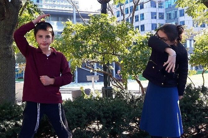 fun-city-scavenger-hunt-in-st-louis-by-wacky-walks
