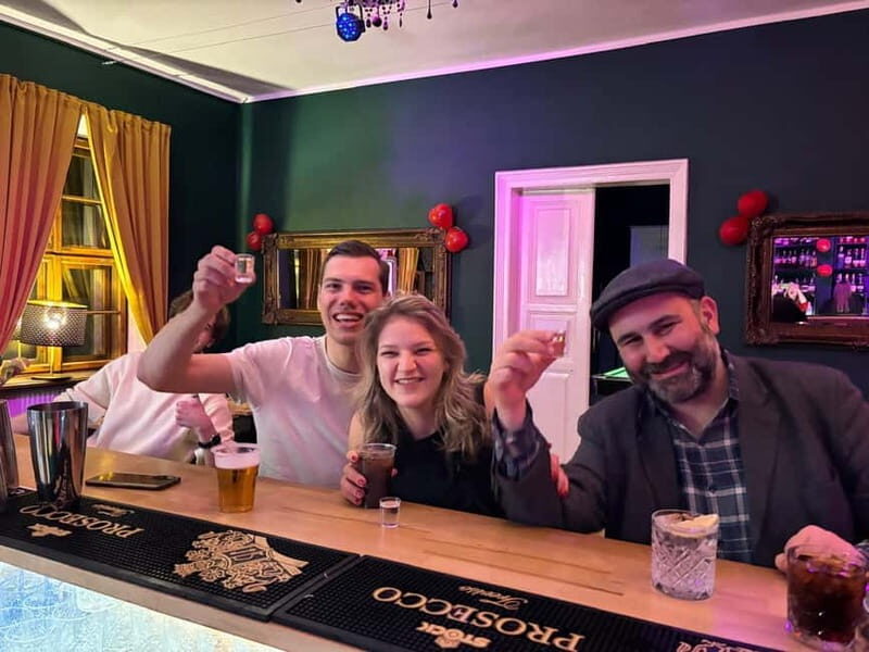 Fun explorers pub Crawl with 1 hour open bar and 3 VIP clubs - FAQ