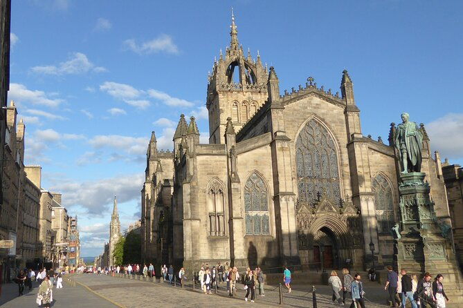 fun-flexible-treasure-hunt-around-edinburgh-with-cryptic-clues-hidden-gems