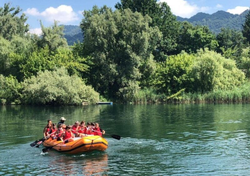 fun-for-the-family-soft-rafting-on-adda-river
