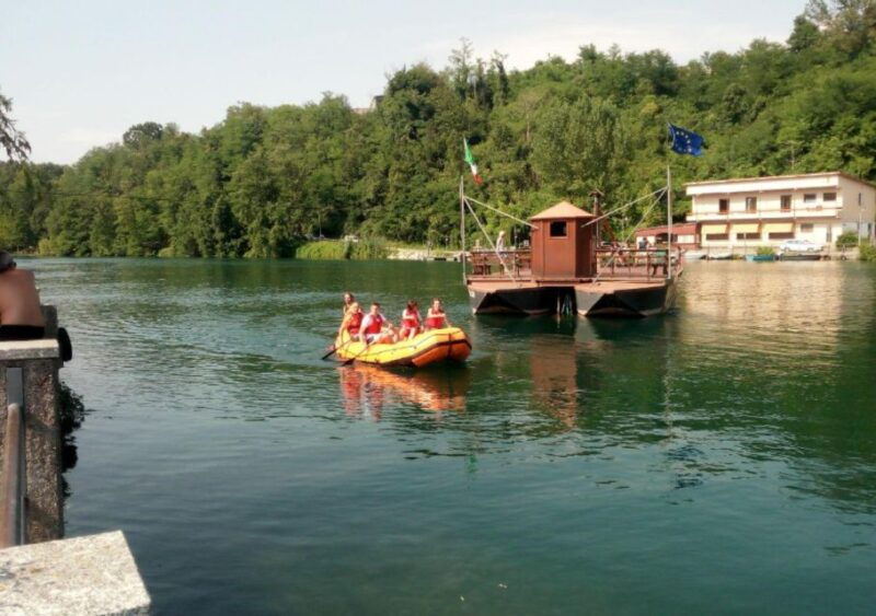 fun-for-the-family-soft-rafting-on-adda-river
