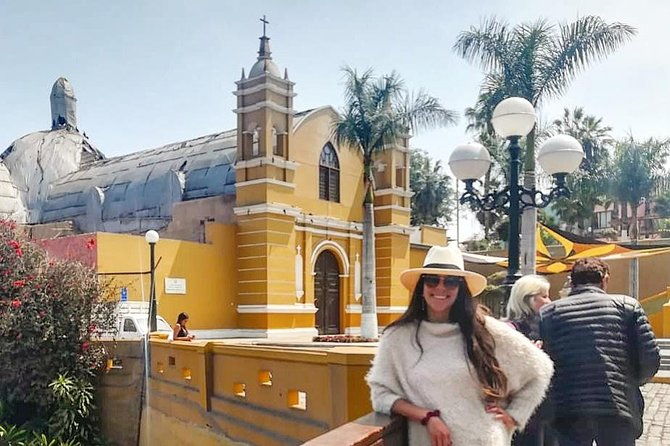 fun-in-barranco-town-tour-including-pickup-drop-off