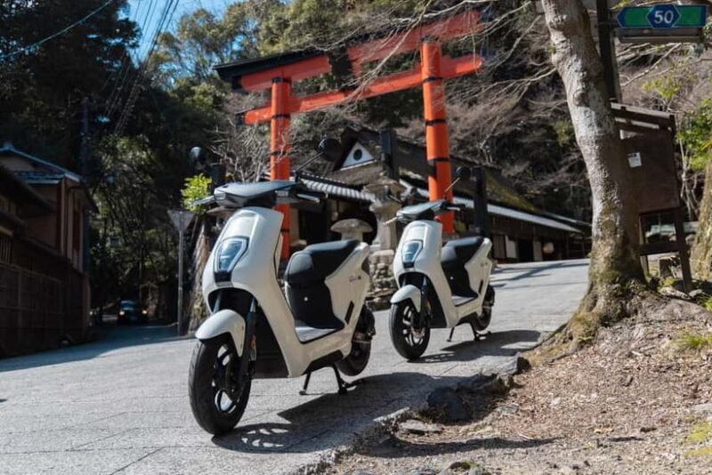Fun Kyoto Ride! Scoot to Gorge, Local Lunch & Samurai Armor - FAQ