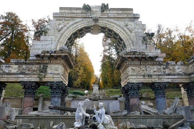 fun-mobile-scavenger-hunt-through-the-schonbrunn-palace-park