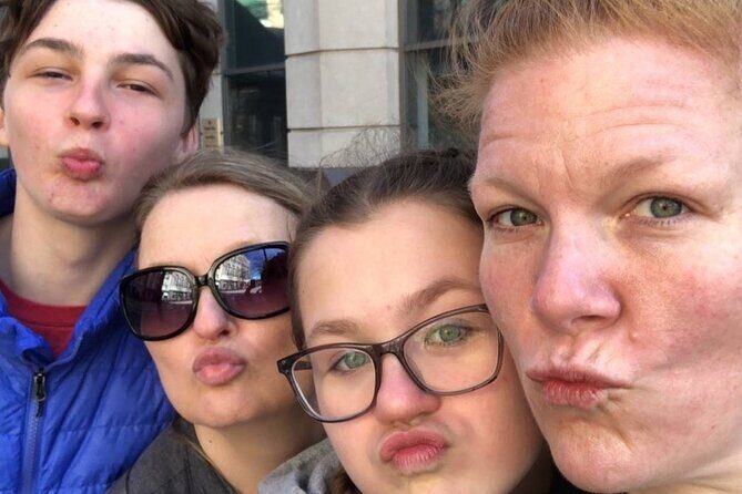 Fun Scavenger Hunt in Surprise by Zombie Scavengers - How Does the App Make It Fun?
