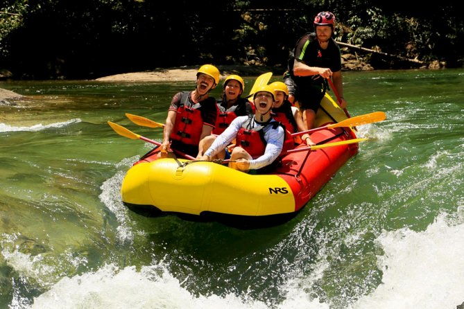 fun-white-water-rafting-optional-paragliding-private-tour-from-medellin