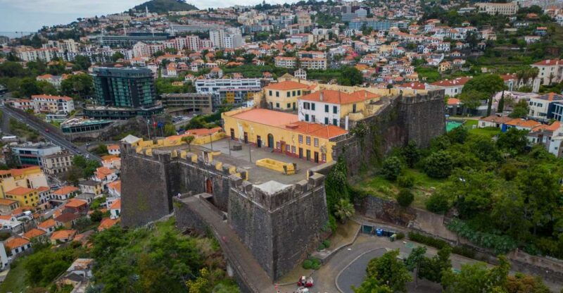 funchal-1-hour-city-tour-by-tuk-tuk