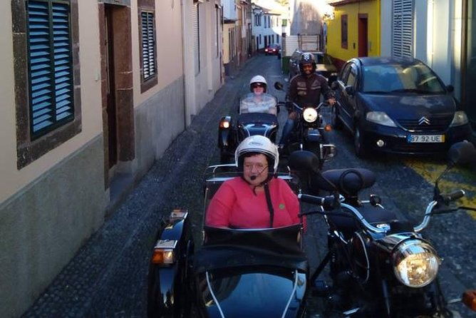 funchal-by-night-downtown-sidecar-adventure