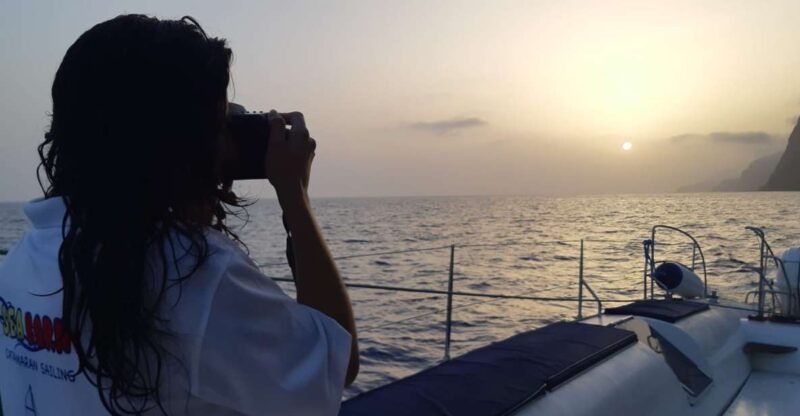 funchal-cabo-girao-sunset-catamaran-tour