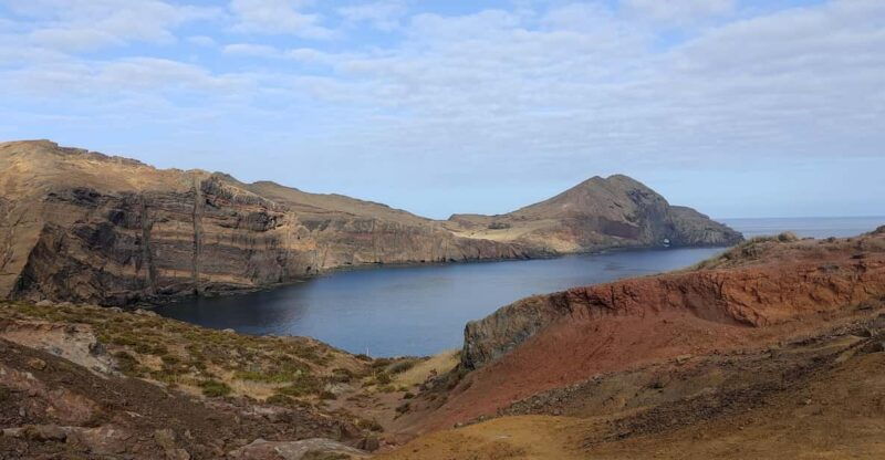 funchal-canical-transfer-for-pr8-hike-sao-lourenco