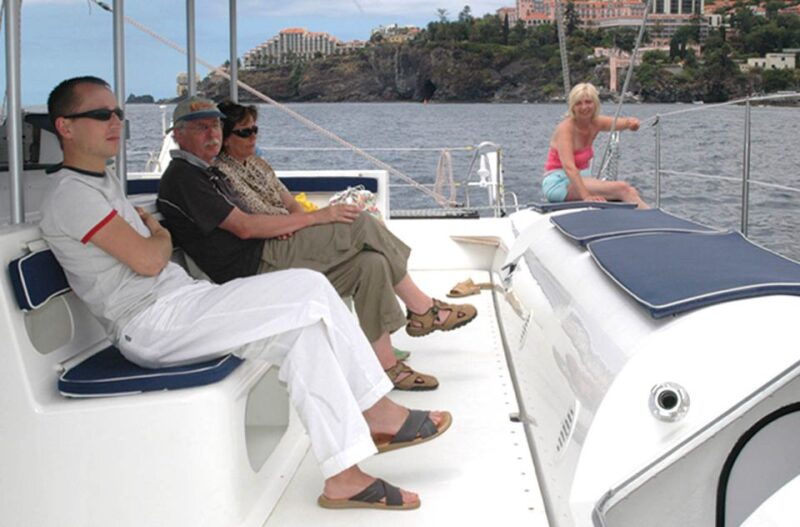 funchal-dolphin-and-whale-watching-catamaran-cruise
