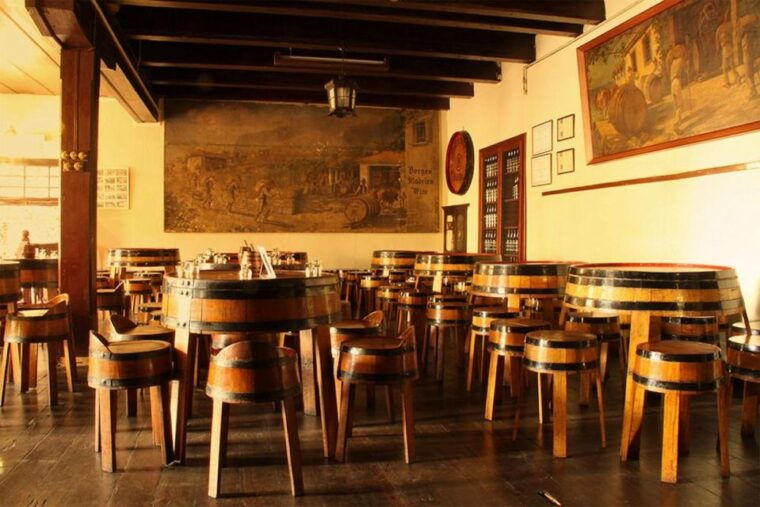 funchal-h-m-borges-winery-guided-tour-with-wine-tasting