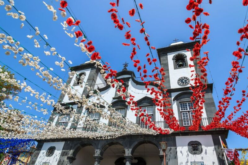 funchal-hop-on-hop-off-bus-tour