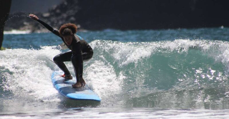 funchal-madeira-island-group-surf-lesson
