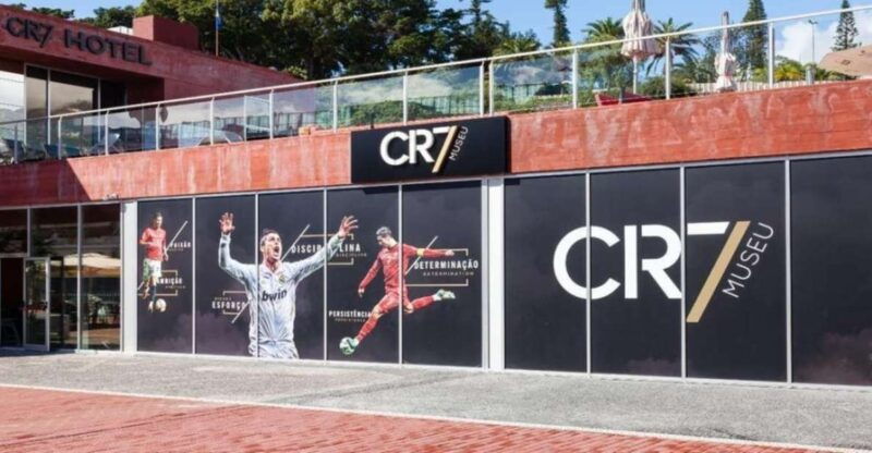 funchal-old-town-tuk-tuk-tour-with-drop-off-at-cr7-museum