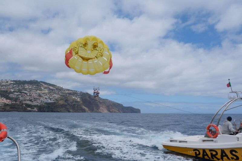 funchal-parasailing-tour-on-the-coast-of-madeira-island
