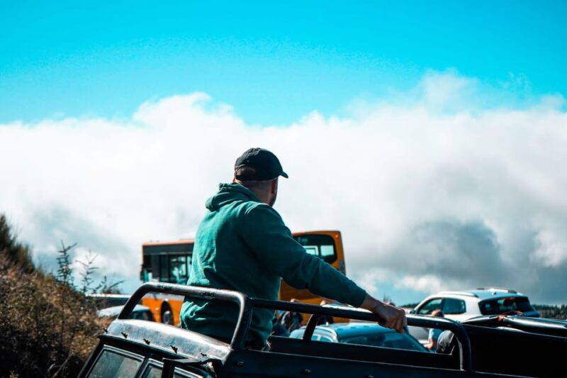 funchal-pico-do-areeiro-to-santana-4x4-east-tour