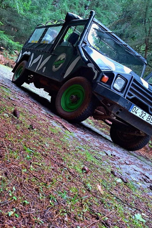 funchal-pico-do-areeiro-to-santana-4x4-east-tour