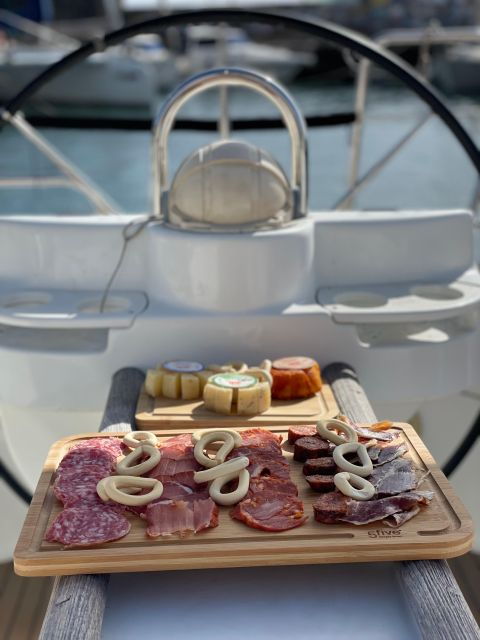 funchal-private-sailing-sunrise-sunset-moonlight-cruises
