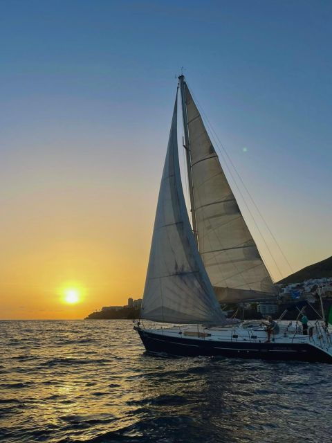 funchal-private-sailing-sunrise-sunset-moonlight-cruises
