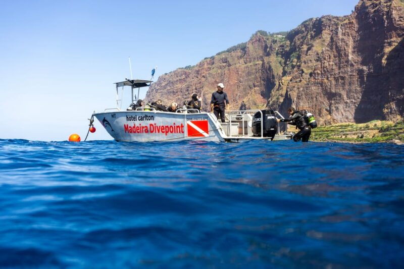 funchal-wreck-dive-f488-frigate-certified-divers