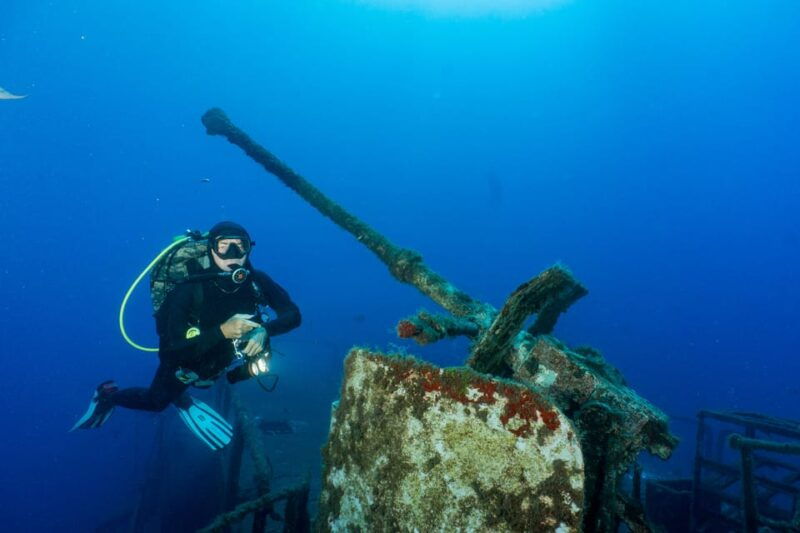funchal-wreck-dive-f488-frigate-certified-divers