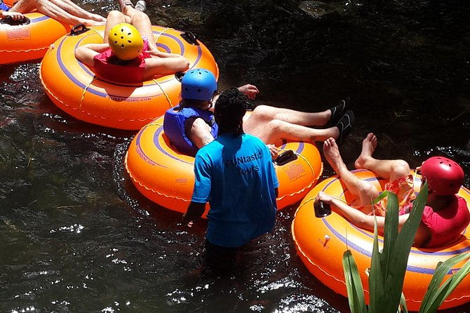 funtastic-river-tubing