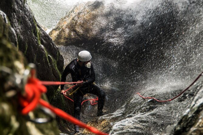 furon-discovery-canyon-in-the-heart-of-the-vercors-massif