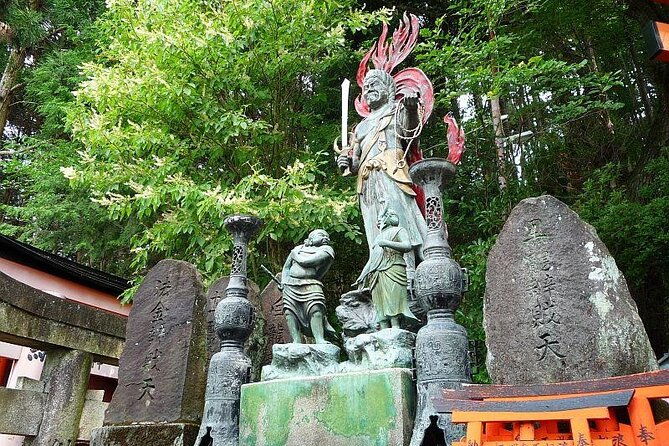 fushimi-inari-deep-shinto-shrine-tour-while-hiking-with-expert