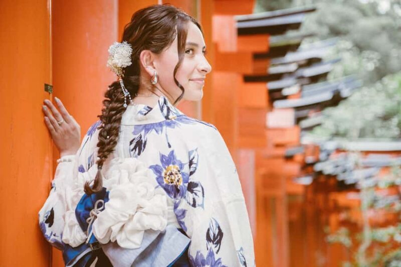 Fushimi Inari Photoshoot - Day or Night | Torii Gates & More - Kimono Photography and Additional Considerations