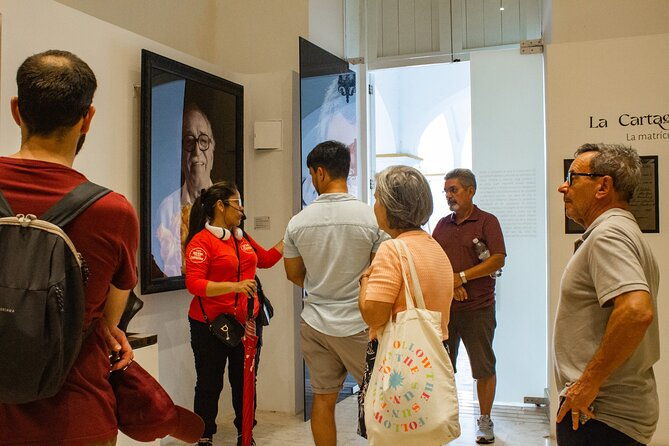 gabriel-garcia-marquez-shared-tour-the-magical-cartagena