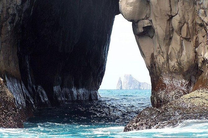 galapagos-exploring-san-cristobal-island-4-days