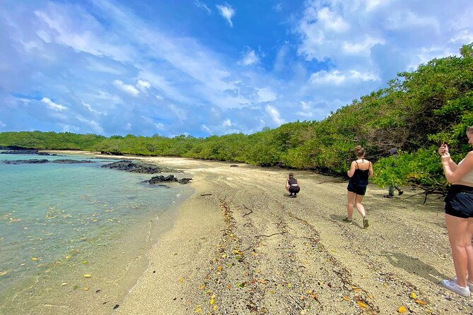 galapagos-hoping-islands-7-days-experience-4-islands