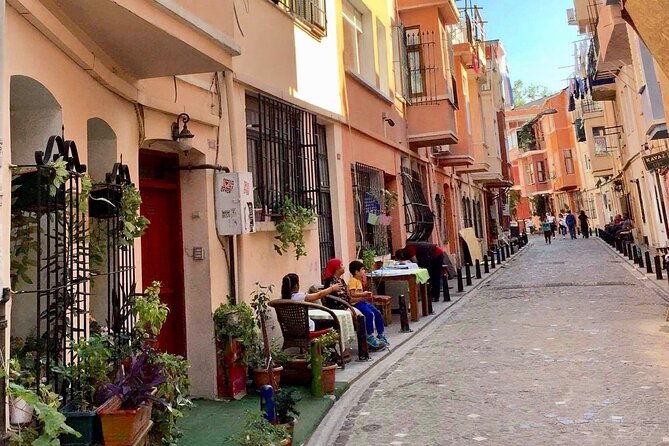 galata-tower-fener-balat-neighborhoods-golden-horn-by-ferry