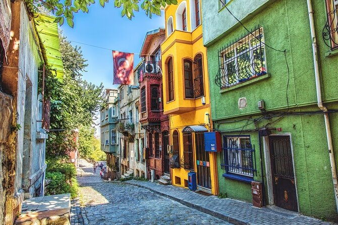 galata-tower-fener-balat-spicy-bazaar-golden-horn-by-ferry