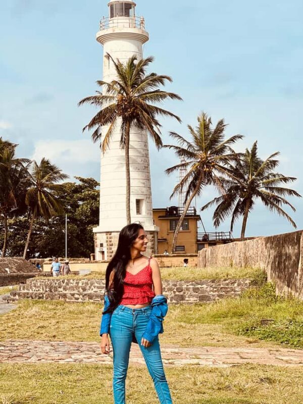 Galle: Galle Fort Walking Tour with Expert Female Guide - Exploring Hidden Alleys, Boutiques, and Cafes
