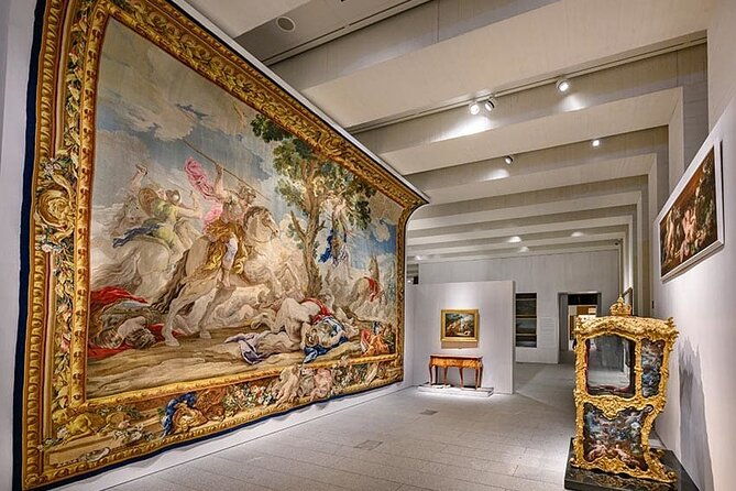 gallery-of-the-royal-collections-with-option-to-visit-the-royal-palace