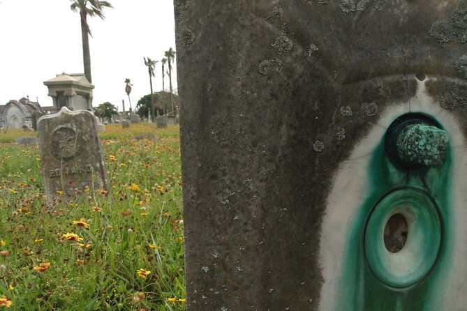 galveston-cemetery-tour-with-ghost-hunting-equipment