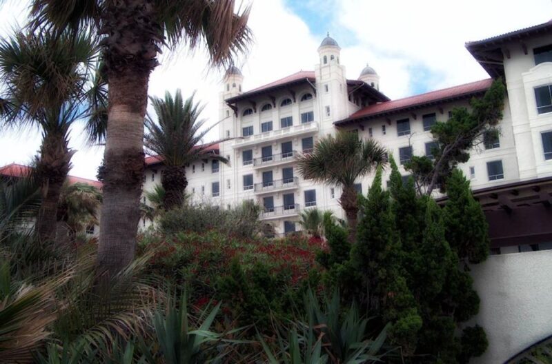 Galveston: Haunted Pub Crawl Walking Tour - Key Points