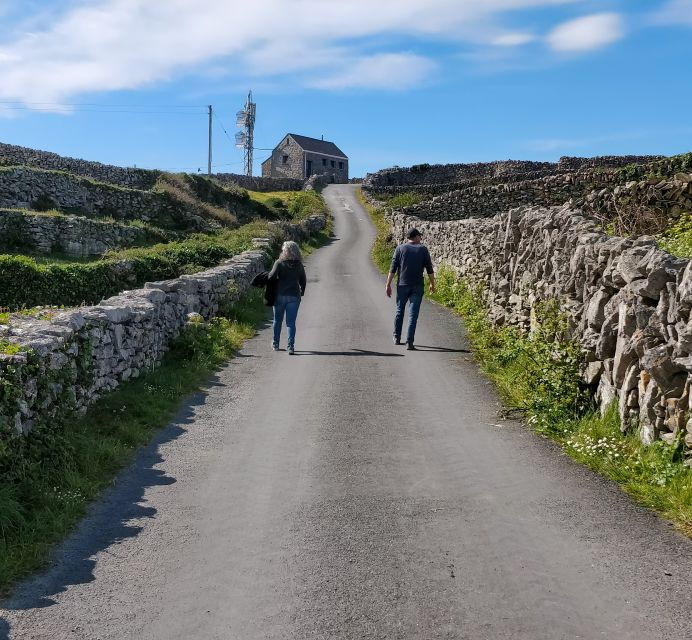 galway-cliffs-cruise-aran-islands-connemara-day-tour